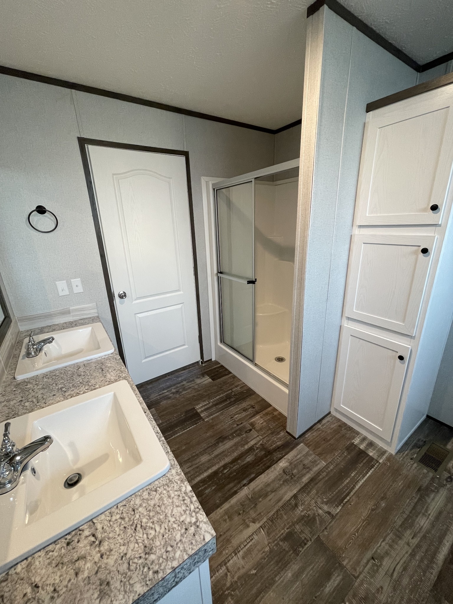 826 Pointe Lane Lafayette, TN 37083 - Photo 15 of 21 a view of a kitchen cabinets
