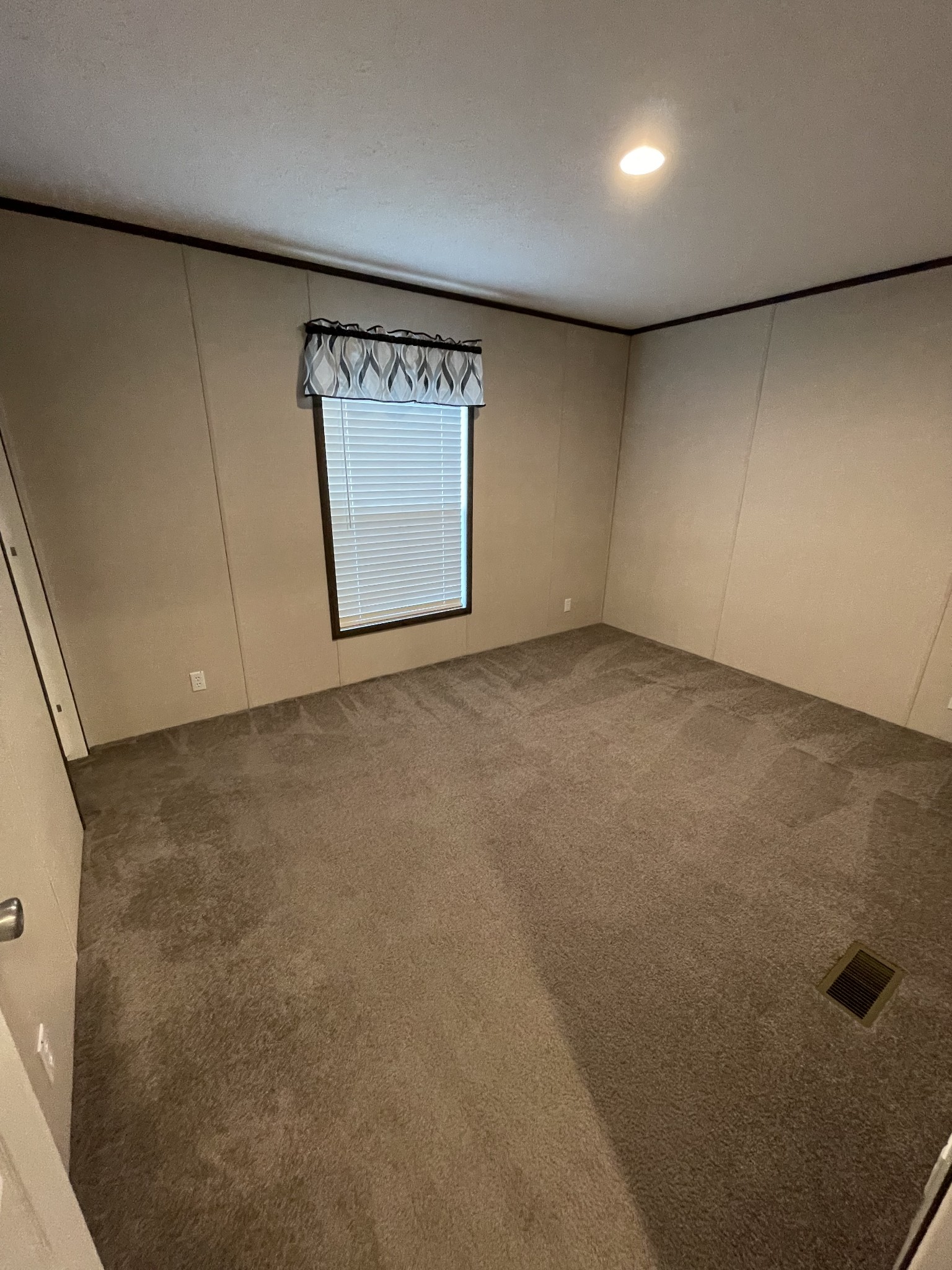 826 Pointe Lane Lafayette, TN 37083 - Photo 17 of 21