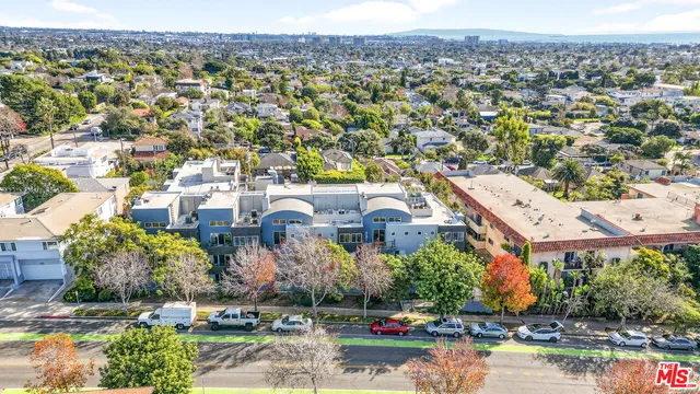 $2,150,000 | 1212 Ocean Park Boulevard, Unit 15, Santa Monica, CA 90405