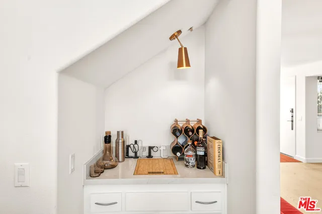 $2,150,000 | 1212 Ocean Park Boulevard, Unit 15, Santa Monica, CA 90405