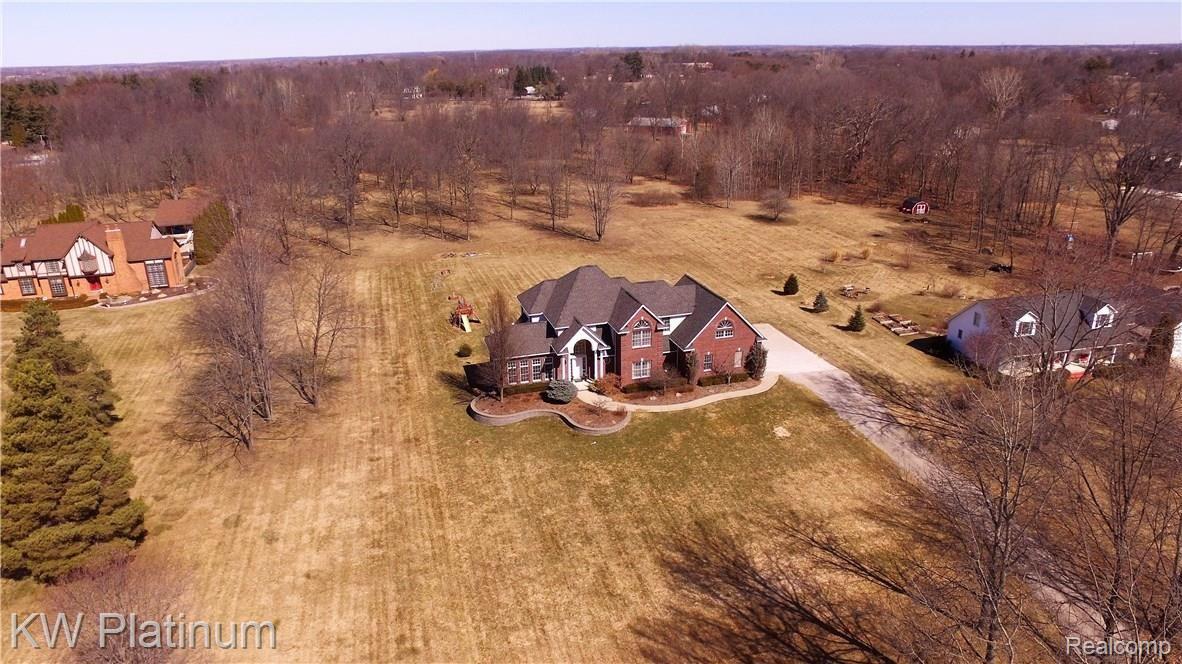 23633 Hagen Road Macomb, MI 48042 - Photo 51 of 53 DJI_0025.JPG