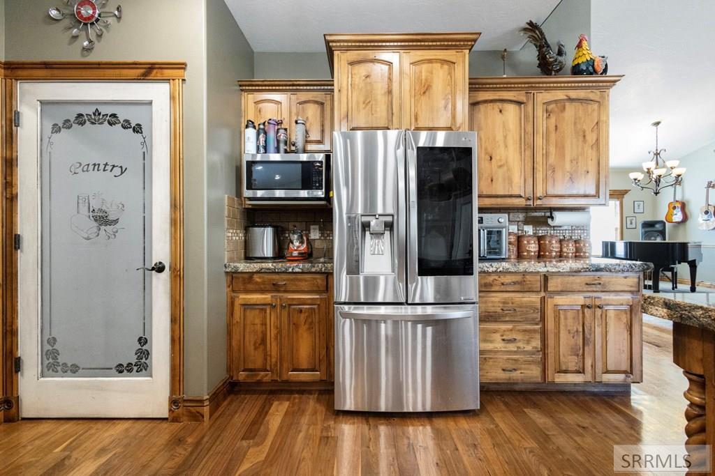 5465 Rio Seco Drive Idaho Falls, ID 83406 - Photo 13 of 47