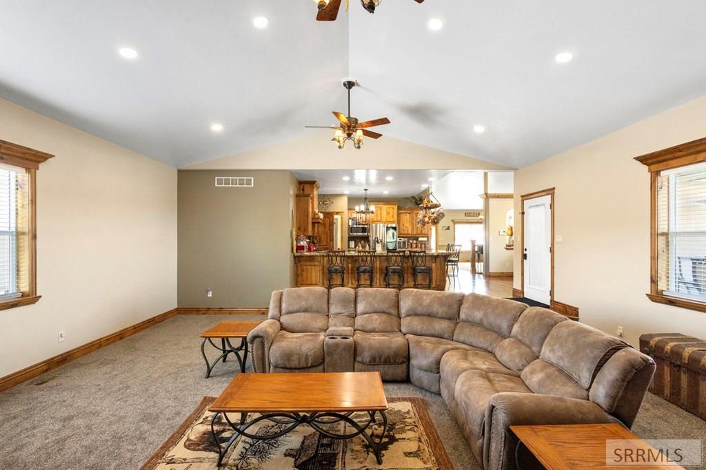 5465 Rio Seco Drive Idaho Falls, ID 83406 - Photo 19 of 47