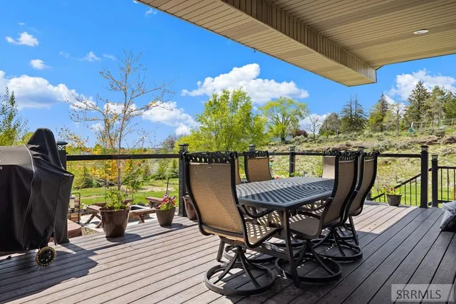 $950,000 | 5465 Rio Seco Drive, Idaho Falls, ID 83406