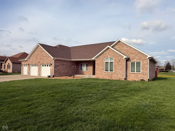 $412,000 | 5012 Harway Court, Indianapolis, IN 46227