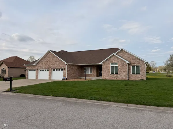 $412,000 | 5012 Harway Court, Indianapolis, IN 46227