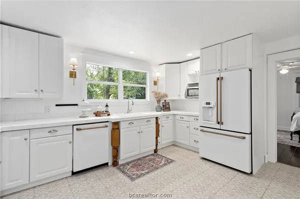 $364,900 | 705 South Bryan Avenue, Bryan, TX 77803