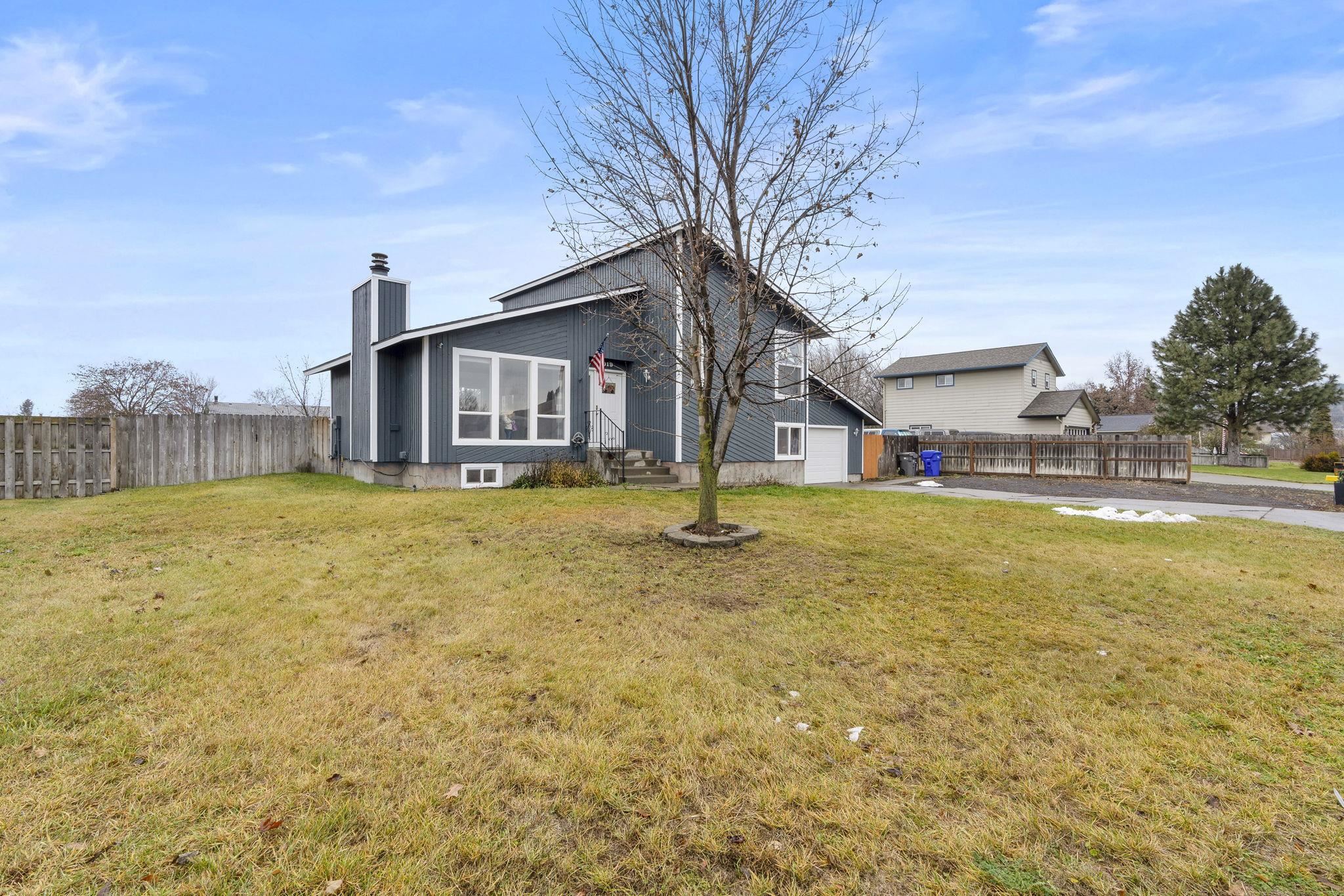 5019 North Darin Road Otis Orchards, WA 99027 - Photo 3 of 38 Gallery Image 3