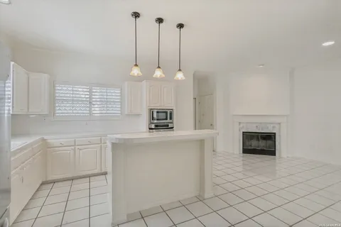 $395,000 | 158 Oakwell Farms Parkway, Unit 158, San Antonio, TX 78218