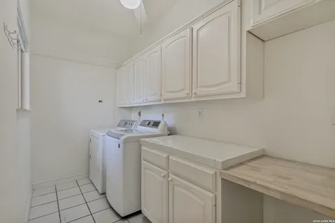 $395,000 | 158 Oakwell Farms Parkway, Unit 158, San Antonio, TX 78218