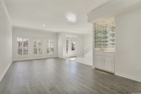 $395,000 | 158 Oakwell Farms Parkway, Unit 158, San Antonio, TX 78218