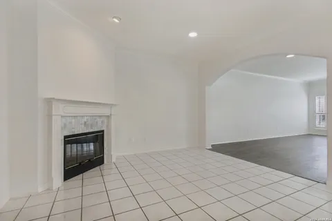 $395,000 | 158 Oakwell Farms Parkway, Unit 158, San Antonio, TX 78218