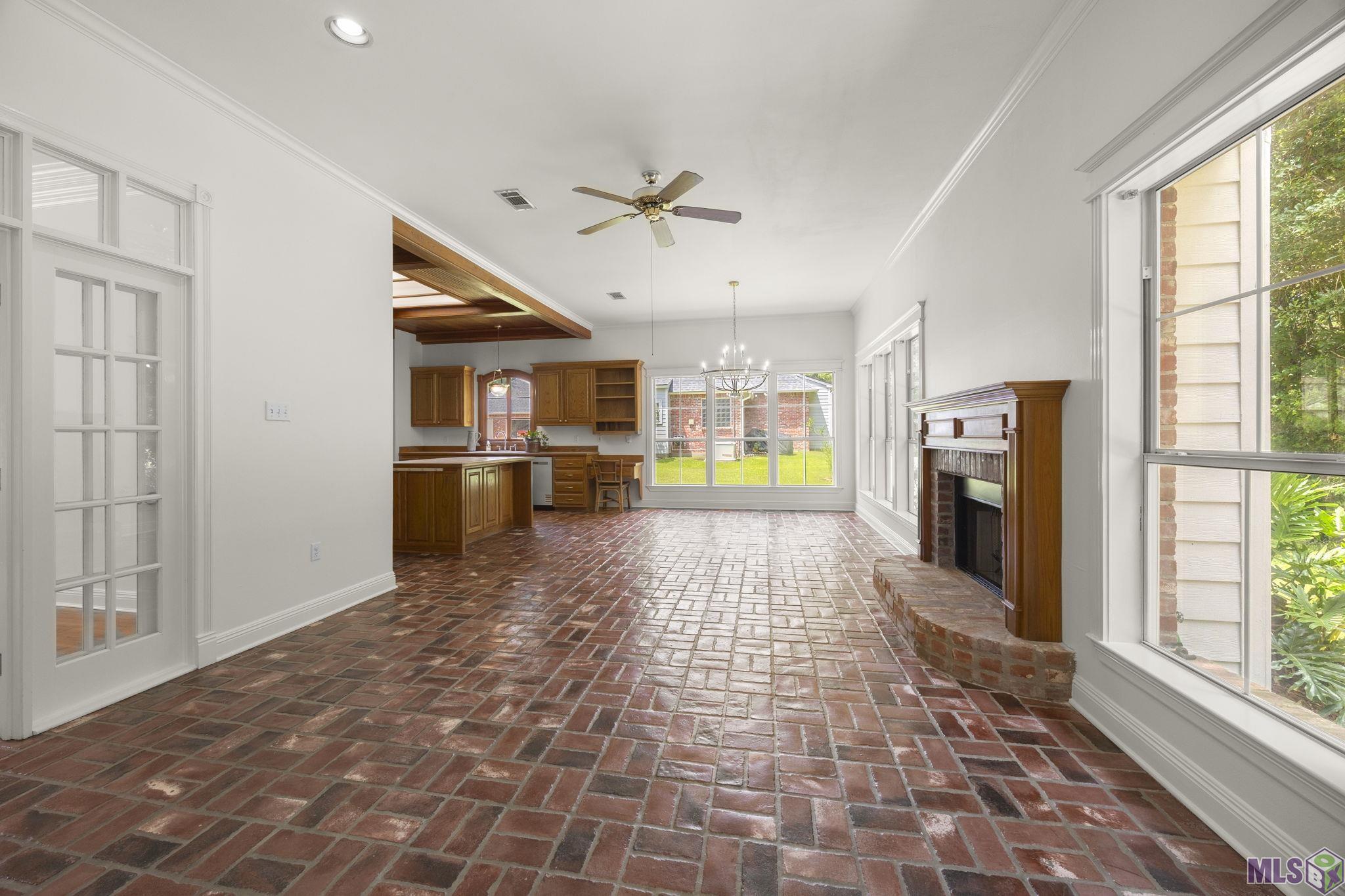 19442 Indian Ridge Avenue Baton Rouge, LA 70817 - Photo 8 of 42 Gallery Image 8