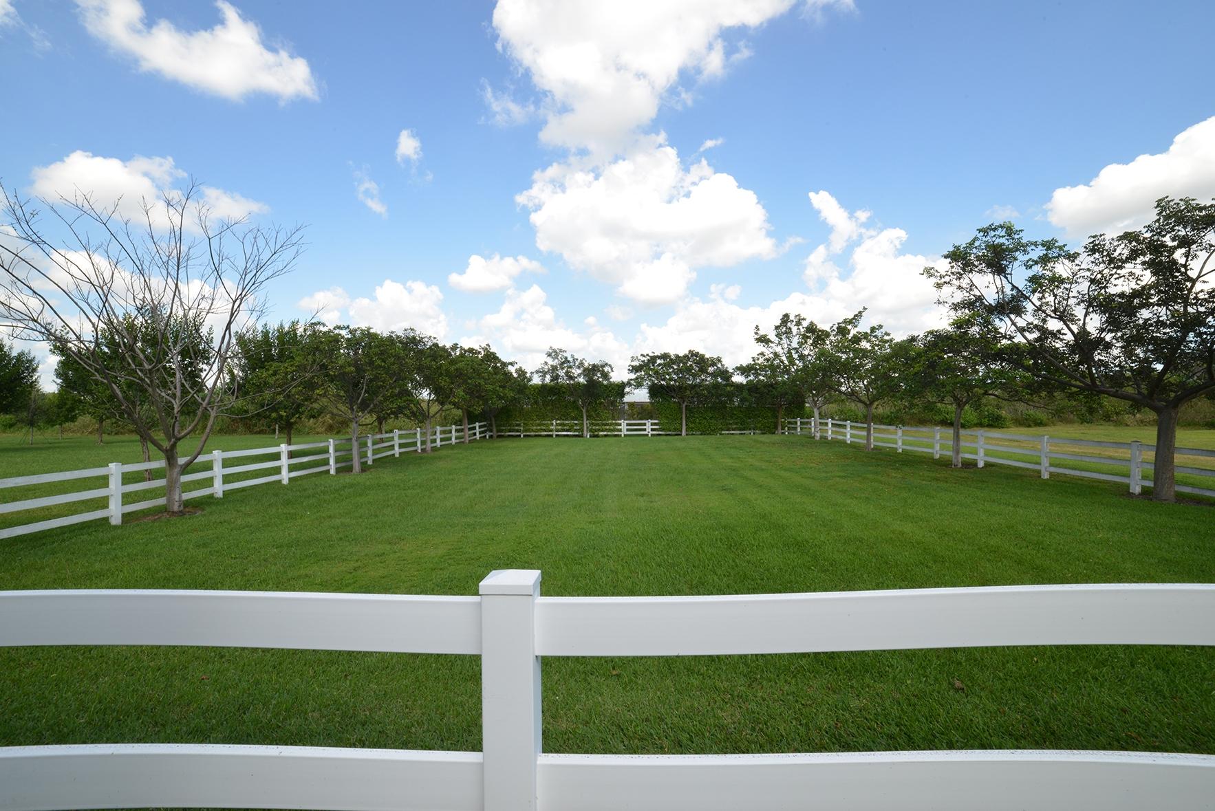 9812 Equus Circle Boynton Beach, FL 33472 - Photo 5 of 39 a view of a park