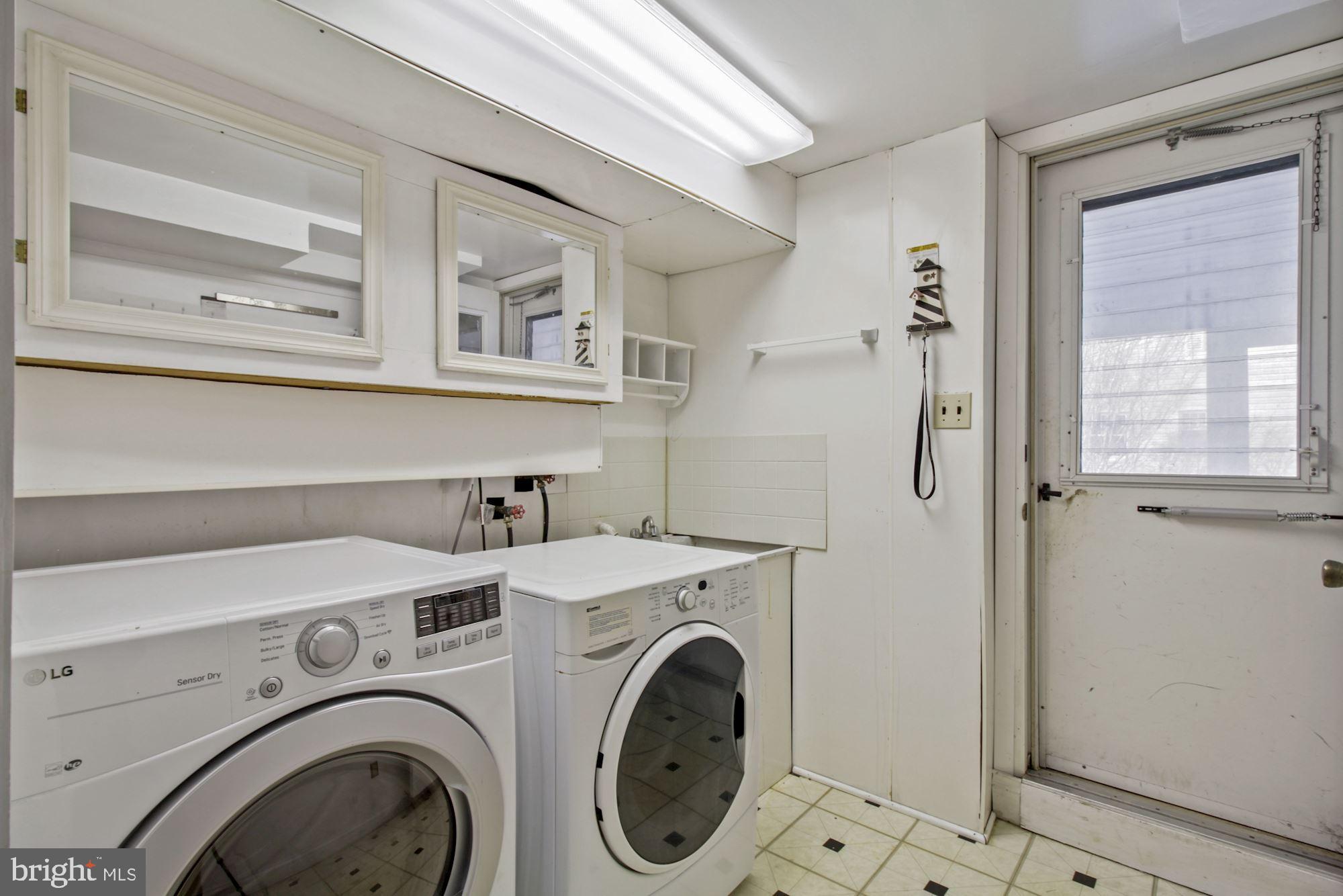 4601 Vicky Road Baltimore, MD 21236 - Photo 33 of 51 Laundry