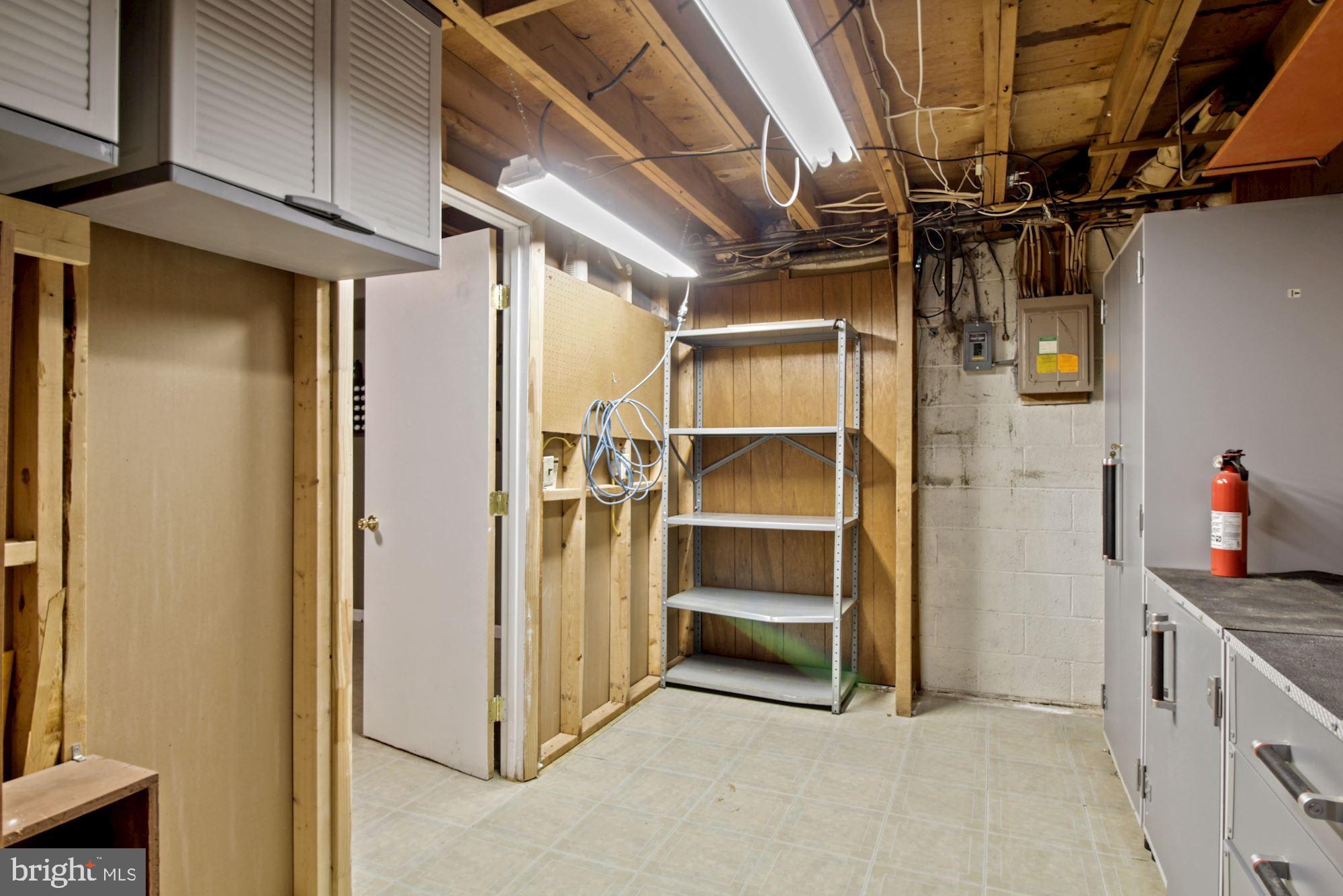 4601 Vicky Road Baltimore, MD 21236 - Photo 38 of 51 Workshop