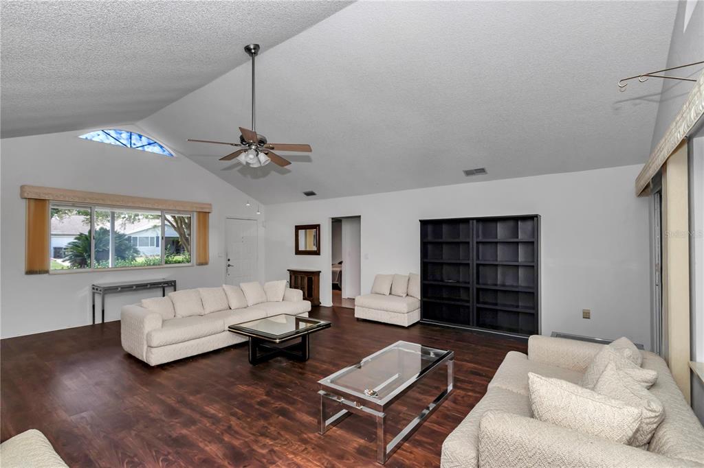 8695 Southwest 116th Street Road Ocala, FL 34481 - Photo 11 of 38 Gallery Image 11