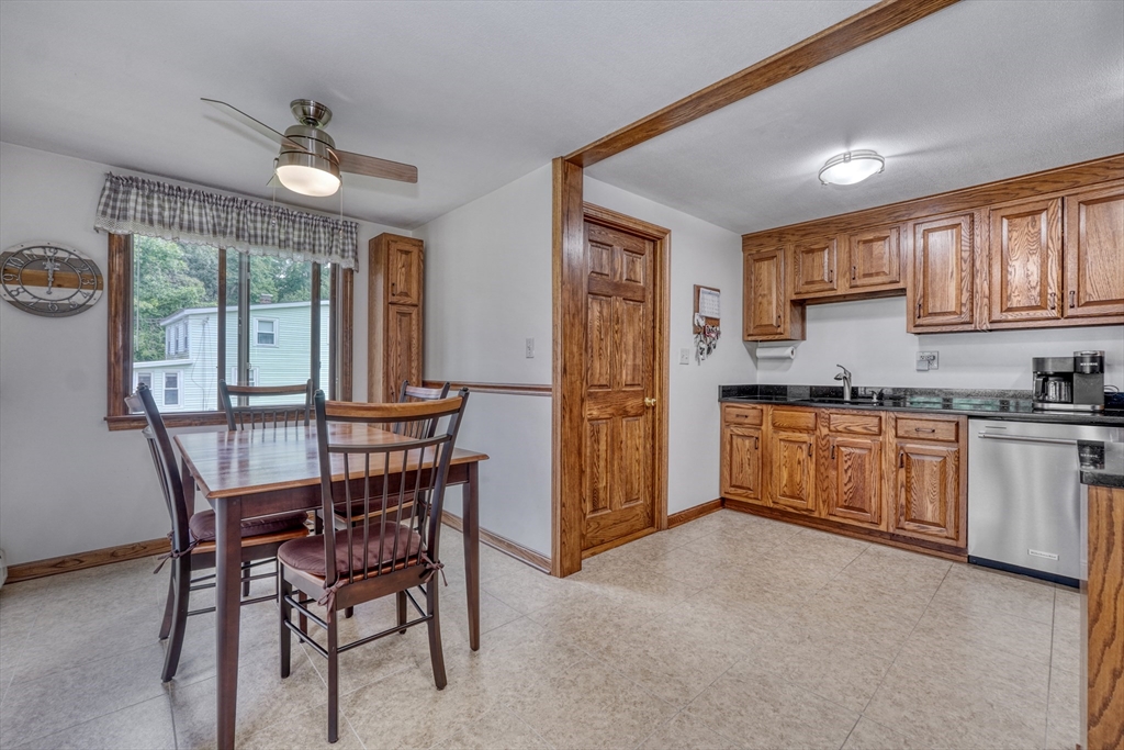 6 High Plain Circle Sharon, MA 02067 - Photo 11 of 40