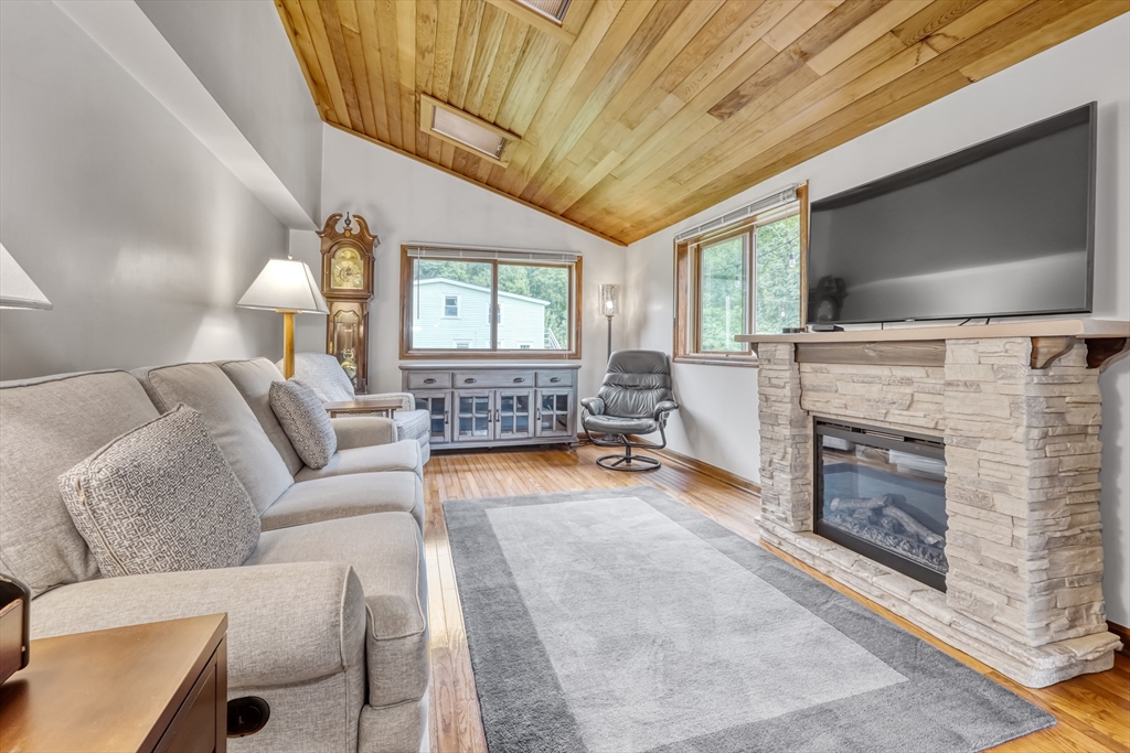 6 High Plain Circle Sharon, MA 02067 - Photo 13 of 40