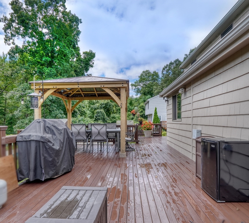 6 High Plain Circle Sharon, MA 02067 - Photo 32 of 40