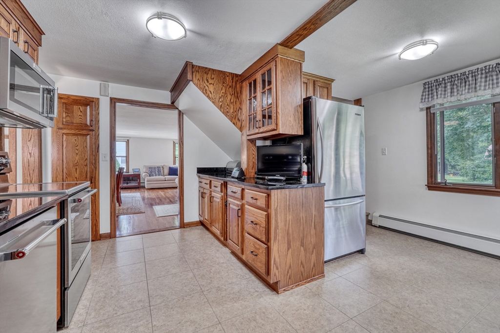 6 High Plain Circle Sharon, MA 02067 - Photo 8 of 40