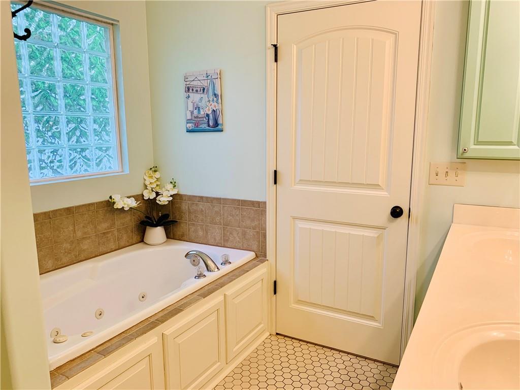 209 Lookout Buckner, MO 64016 - Photo 25 of 55