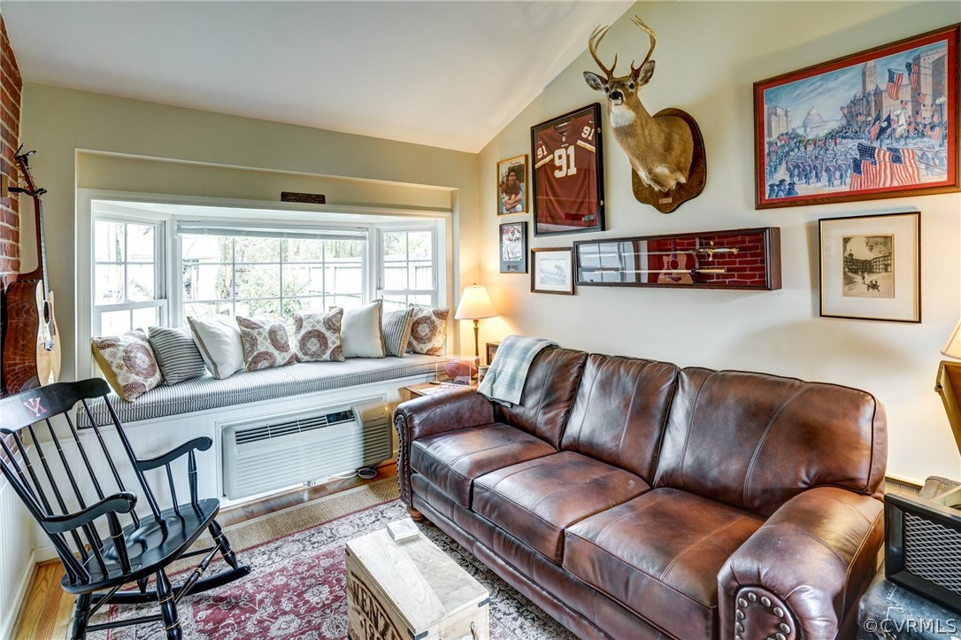 802 Seneca Road Richmond, VA 23226 - Photo 9 of 47 Gallery Image 9