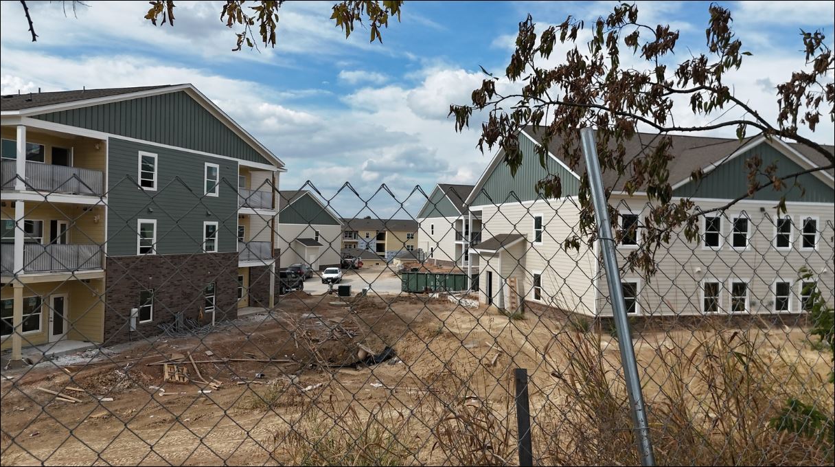 11114 Cameron Road Austin, TX 78754 - Photo 2 of 12