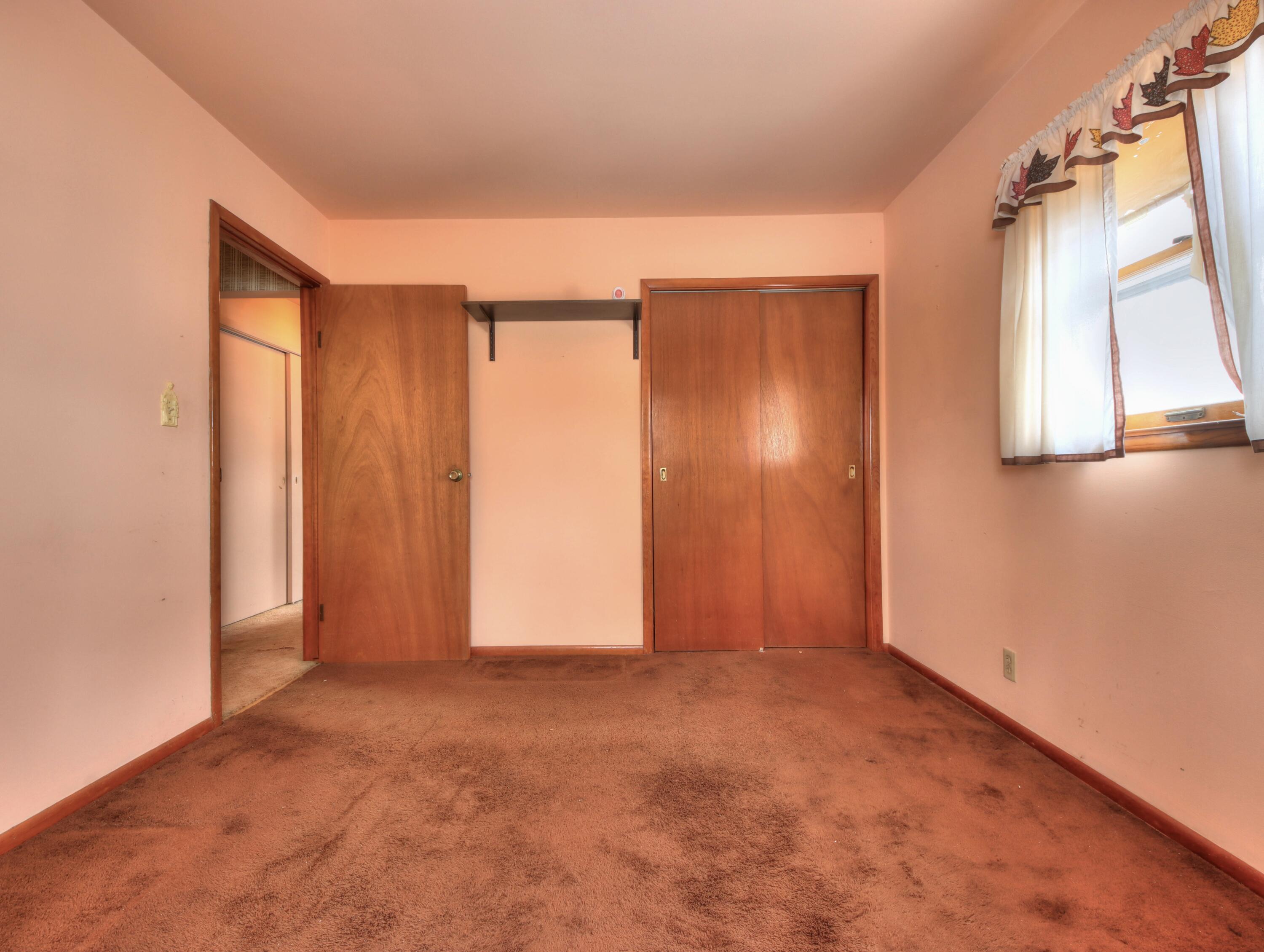 8343 West Pahs Road Michigan City, IN 46360 - Photo 14 of 31 3000x2259