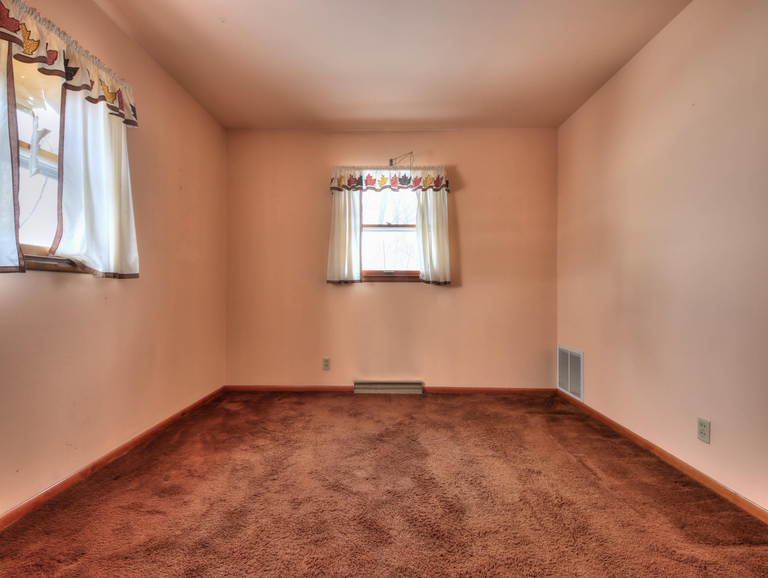 8343 West Pahs Road Michigan City, IN 46360 - Photo 15 of 31 3000x2259