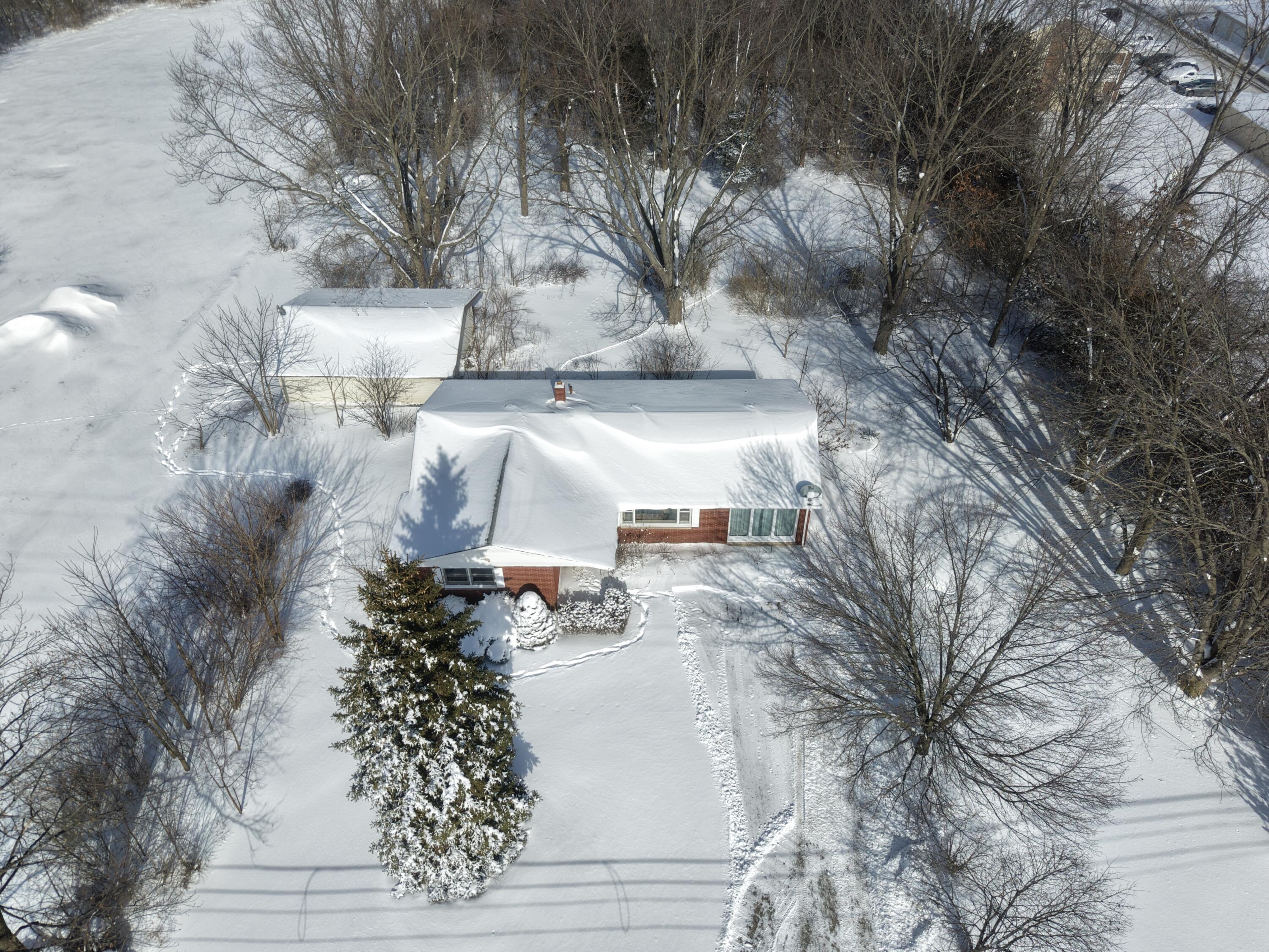 8343 West Pahs Road Michigan City, IN 46360 - Photo 3 of 31 3000x2250