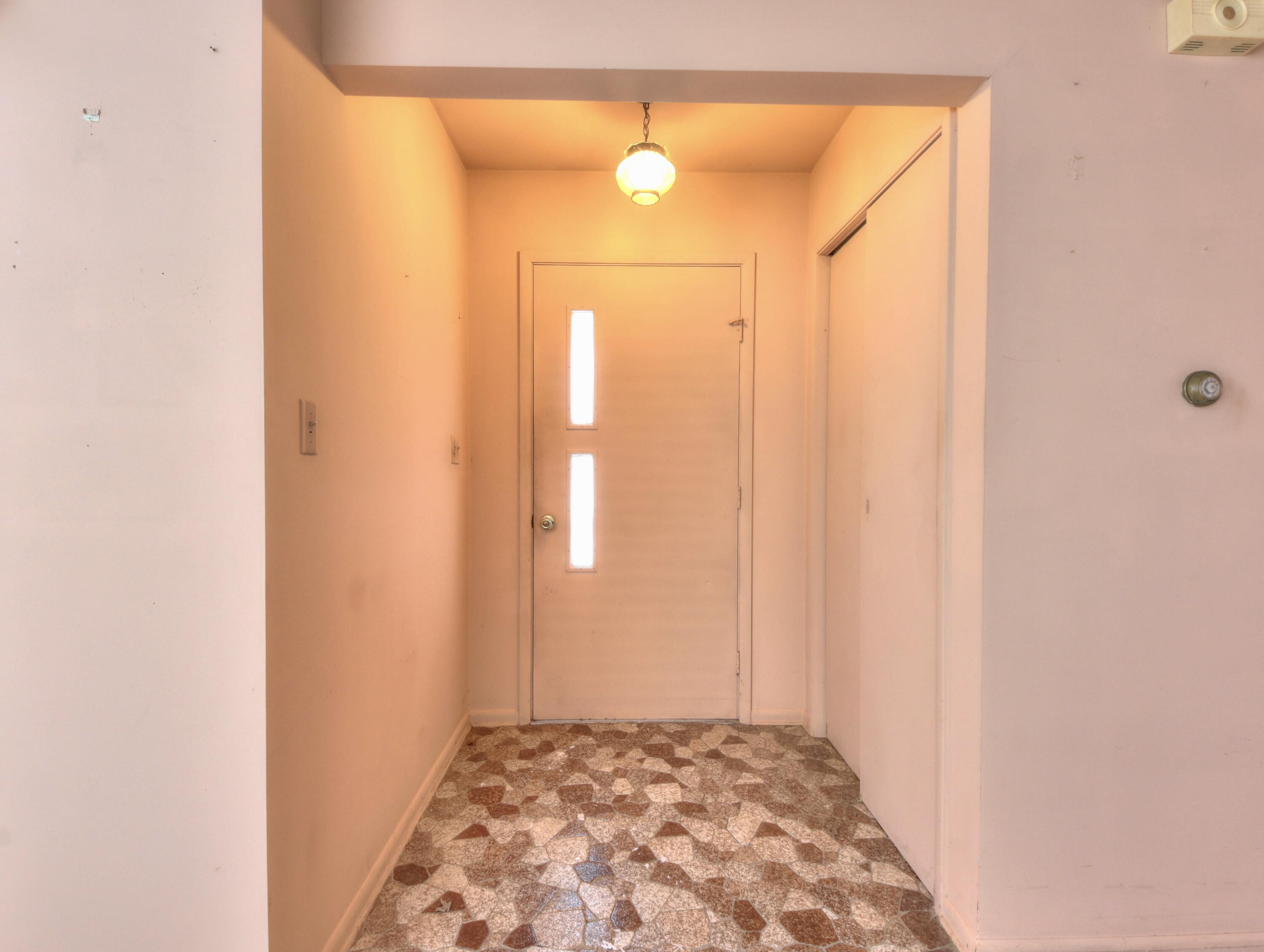 8343 West Pahs Road Michigan City, IN 46360 - Photo 6 of 31 3000x2259