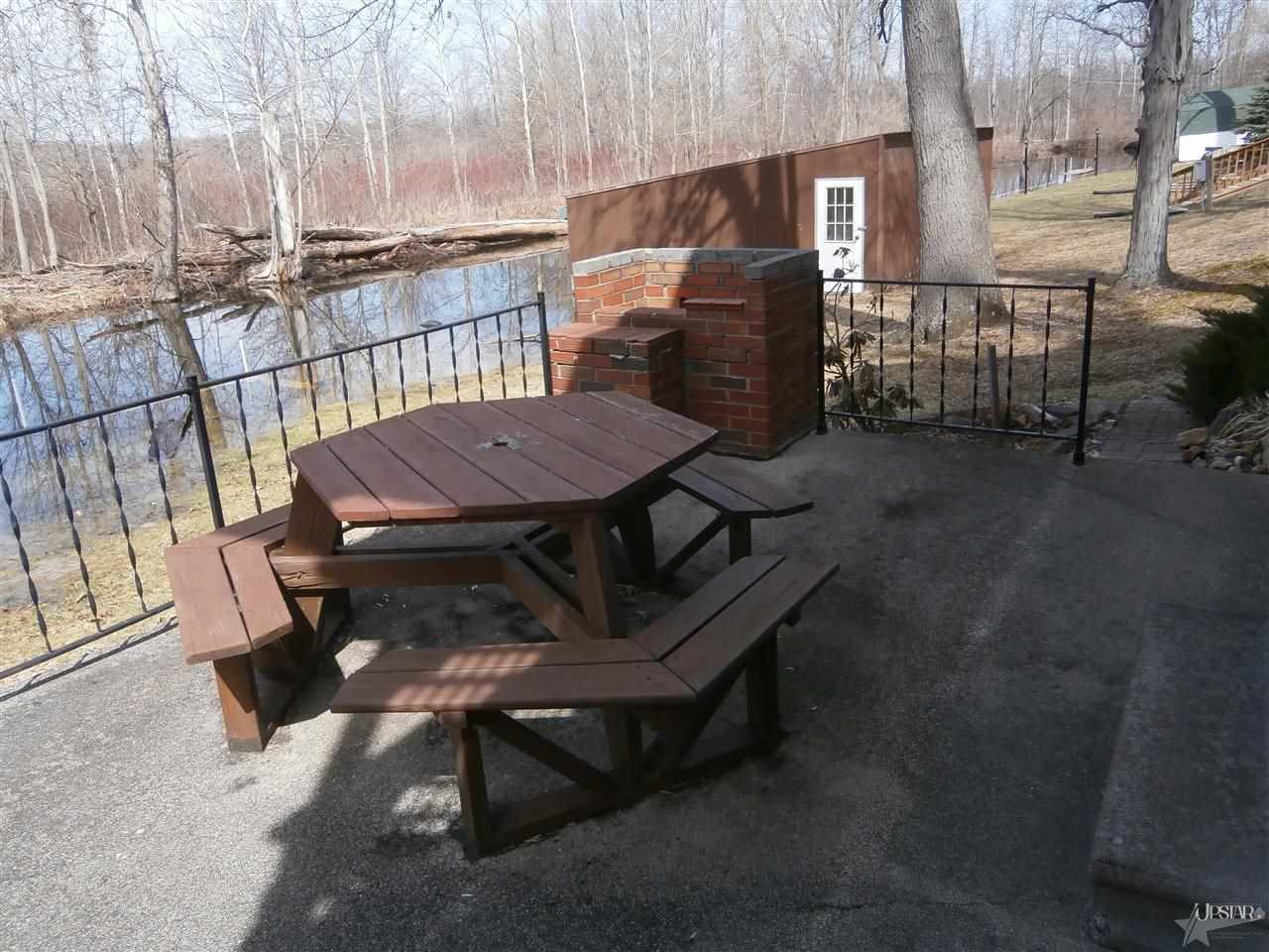 10014 North Eagle Island Road Rome City, IN 46784 - Photo 4 of 24