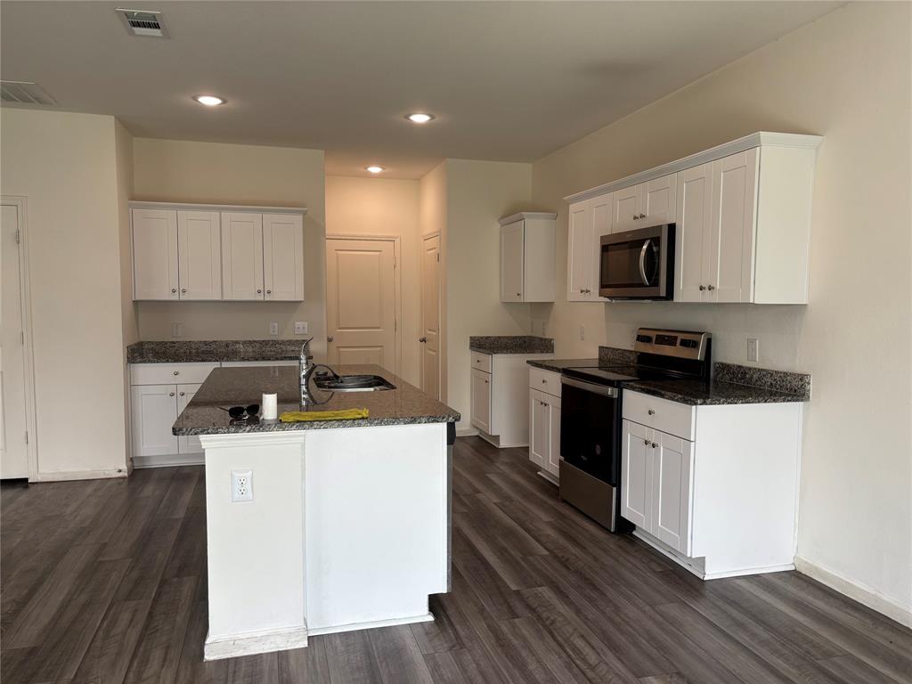 6229 Old Bridge Way Forney, TX 75126 - Photo 10 of 21