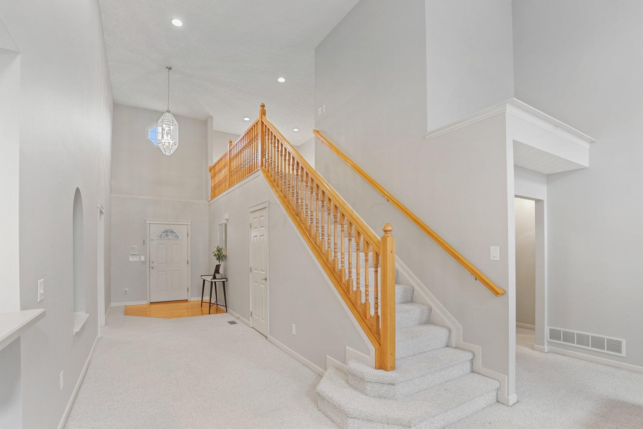 145 Rivers Edge Way Columbus, OH 43230 - Photo 29 of 69 Foyer and staircase