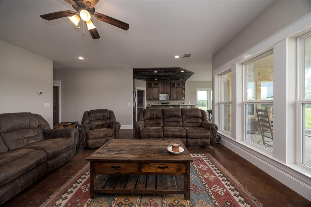 191 Bell Road Van Alstyne, TX 75495 - Photo 15 of 40