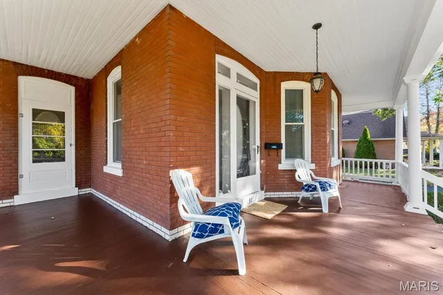 $205,000 | 31 South 97th Street, Belleville, IL 62223