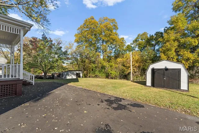 $205,000 | 31 South 97th Street, Belleville, IL 62223