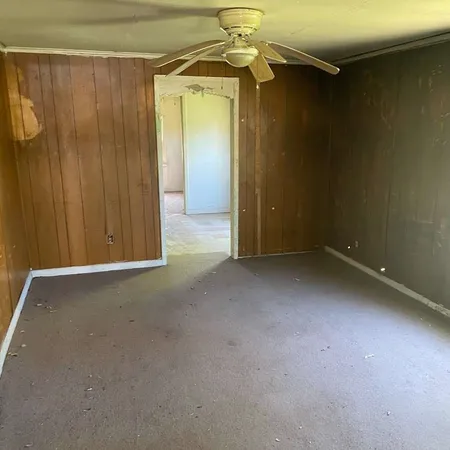 a view of a garage