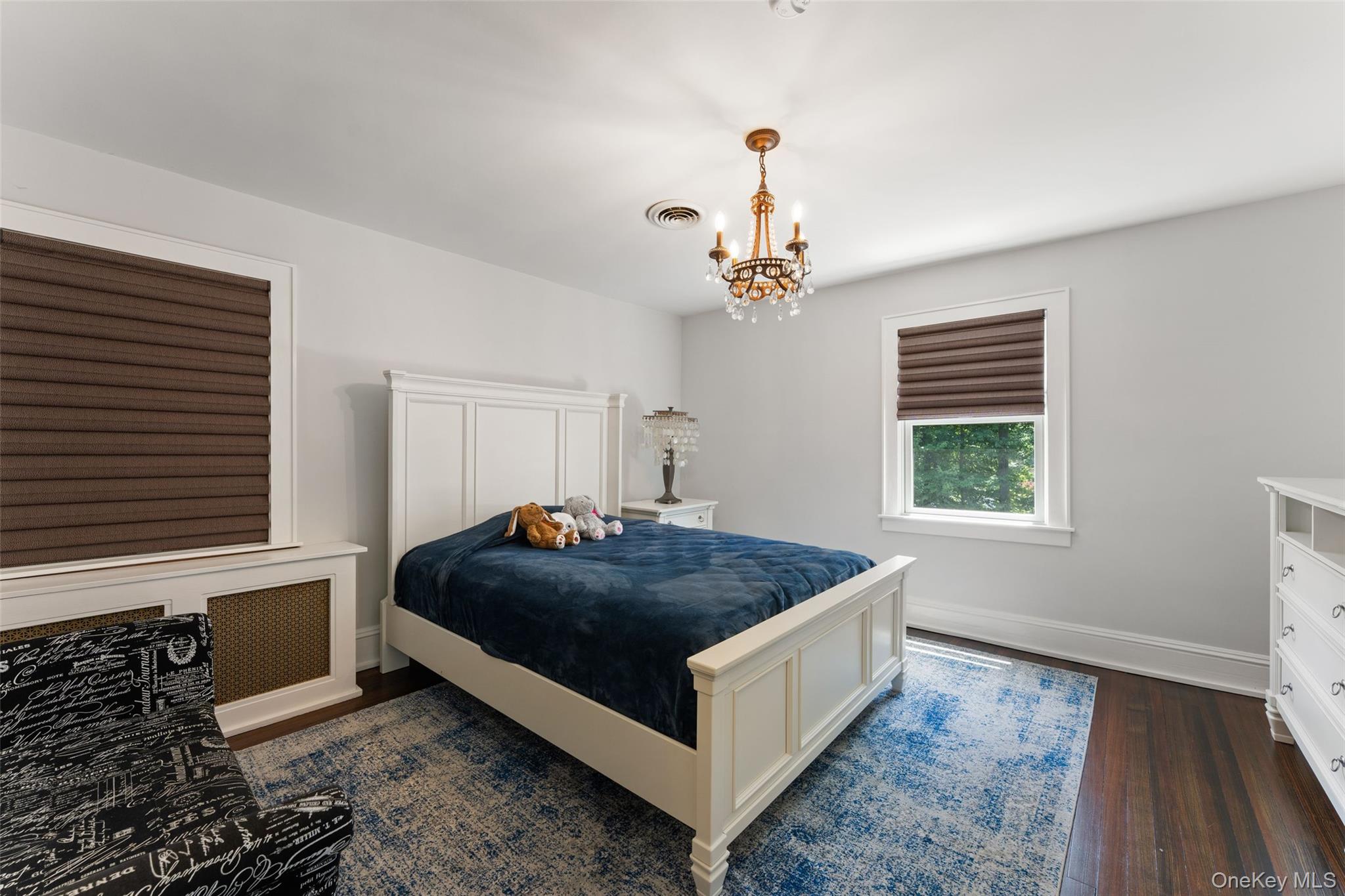 211 Strawtown Road West Nyack, NY 10994 - Photo 32 of 47
