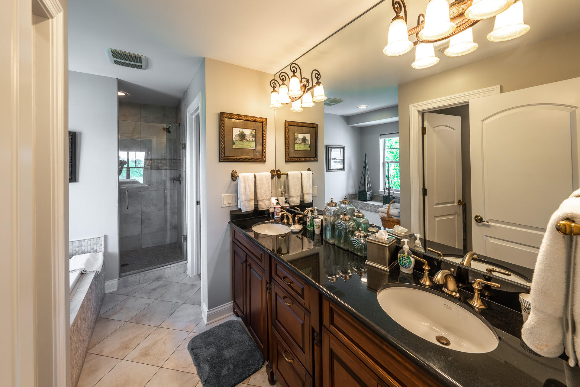 642 Eagleton Drive, Unit 5528 Geneva, WI 53147 - Photo 23 of 38 Full Bathroom 2