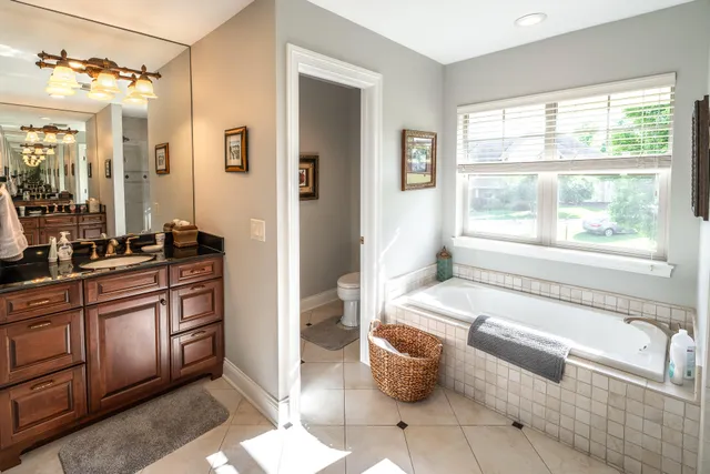 $675,000 | 642 Eagleton Drive, Unit 5528, Geneva, WI 53147