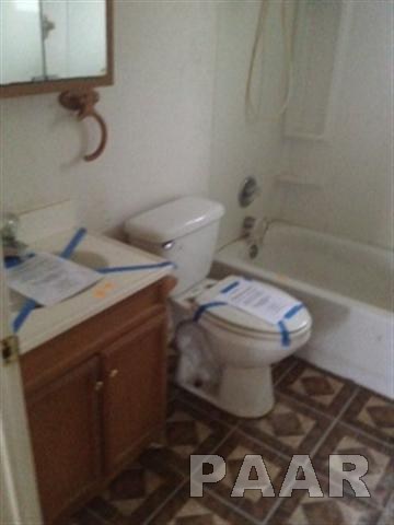 117 Radisson Road Marquette Heights, IL 61554 - Photo 2 of 5 Gallery Image 2