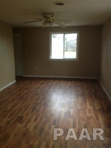 117 Radisson Road Marquette Heights, IL 61554 - Photo 5 of 5 Gallery Image 5