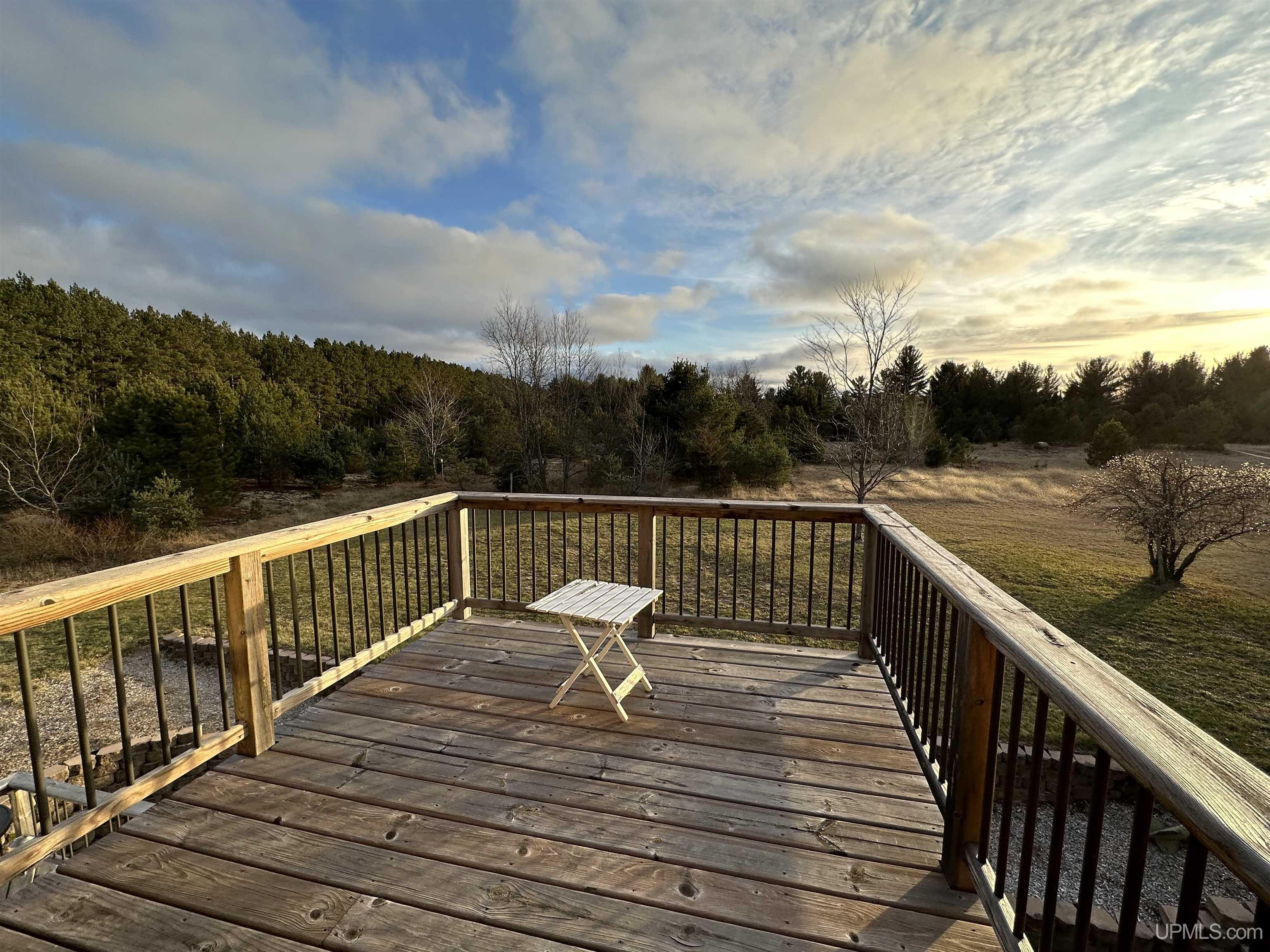 6685 South 75 Road Gladstone, MI 49837 - Photo 26 of 42 Gallery Image 26