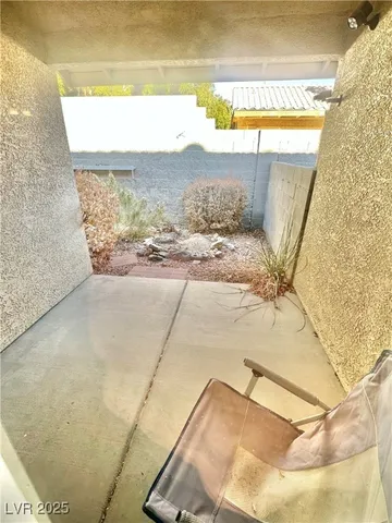 $1,995 | 9708 Fionna Lane, Unit 101, Las Vegas, NV 89129