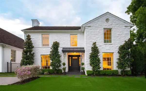 $7,999,998 | 5947 Lupton Drive, Dallas, TX 75225
