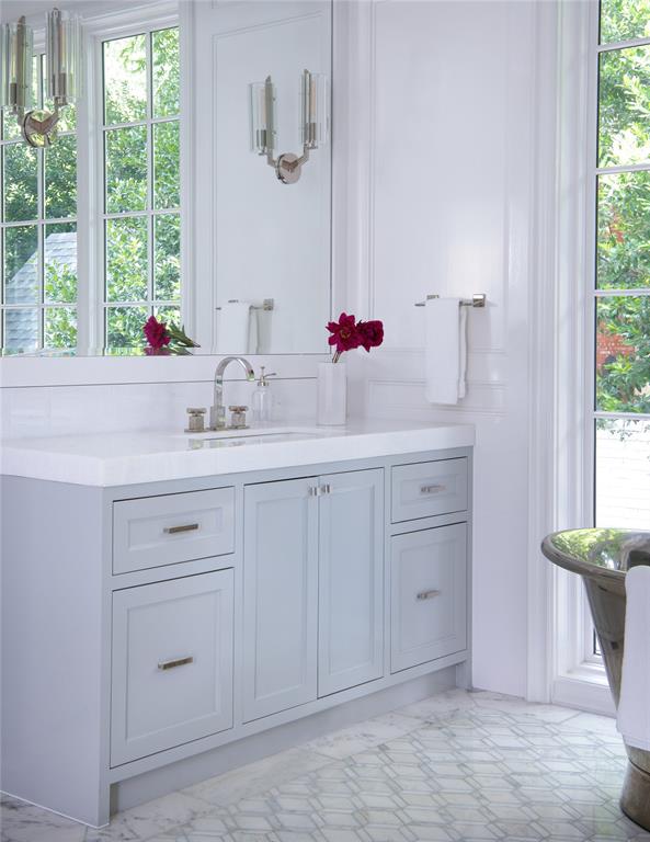 5947 Lupton Drive Dallas, TX 75225 - Photo 10 of 39 Bathroom featuring vanity