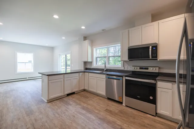 $589,900 | 4 Stream Side Drive, Lewiston, ME 04240