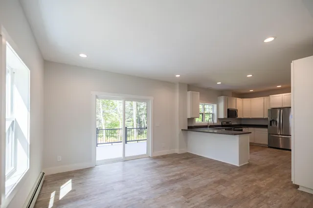 $589,900 | 4 Stream Side Drive, Lewiston, ME 04240